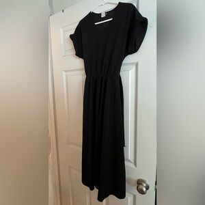 Ashley Blue Elegant Black Apparel